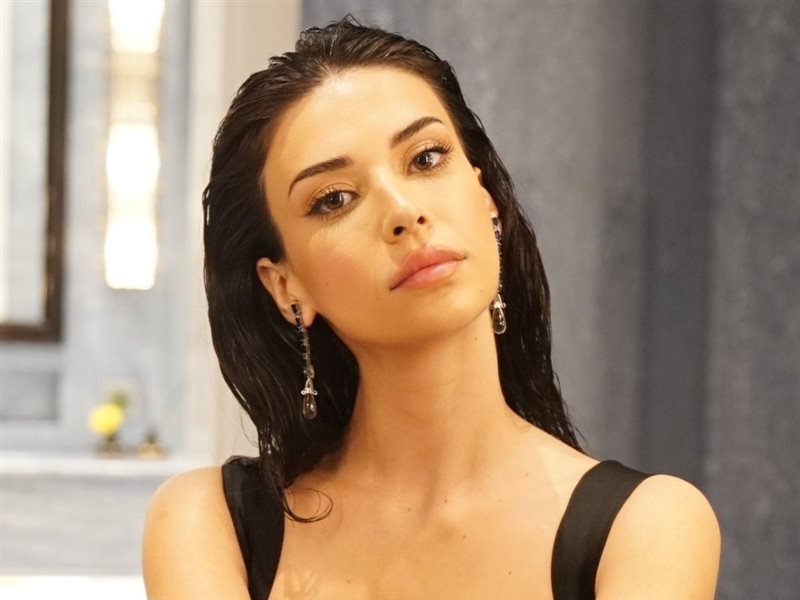 ديفريم أوزكان تنضم لـ دينيز جان في المسلسل التركي الجديد 