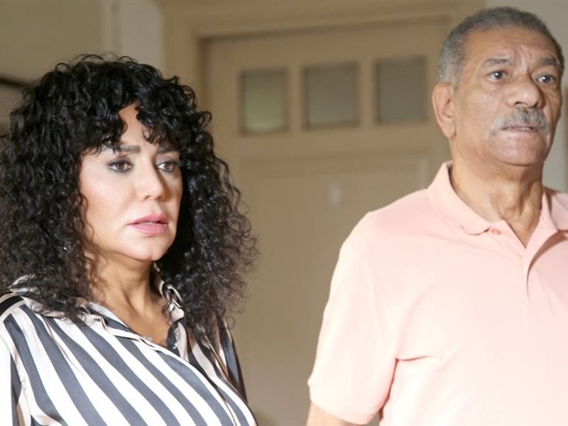 الصور الأولى من مسلسل لينك والعمل يسط الضوء على النصب الإلكتروني