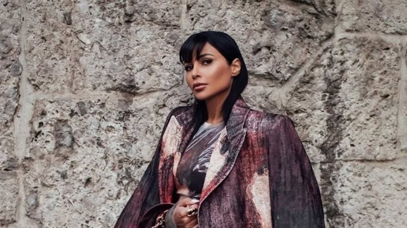 مهيرة عبد العزيز