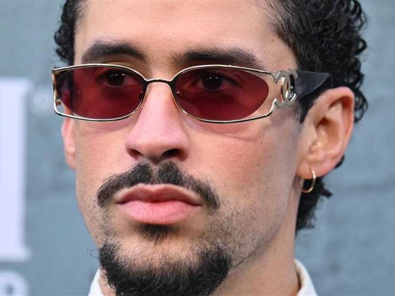 اختيار مغني الراب باد باني لتقديم عرض غنائي بمباراة سوبر بول 2026