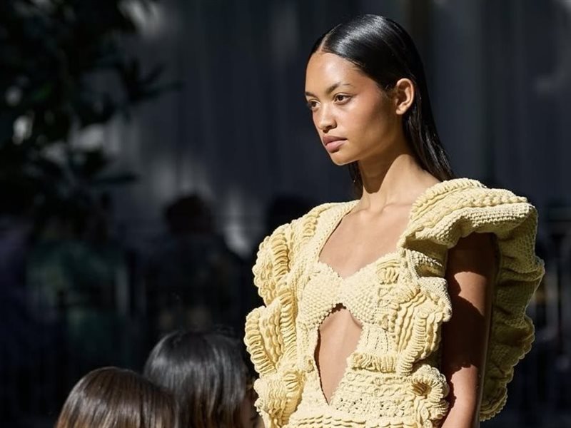 	jsalinas.pe تقدم رؤية جديدة للأزياء النسائية فيMFW ربيع/صيف 2026