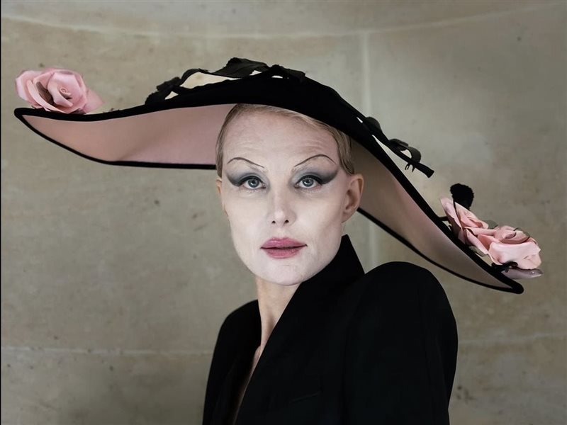 كواليس Matières Fécales  : حين يتحول الرعب إلى إبداع فني في أسبوع باريس للموضة