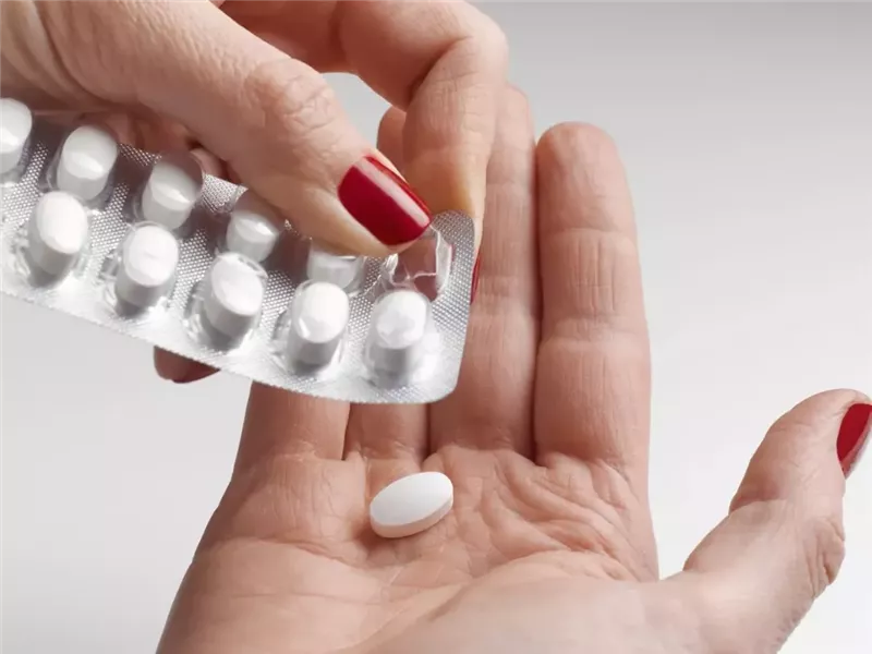 استخدام مسكنات الألم الشائعة قد يزيد من خطر فقدان السمع وطنين الأذن