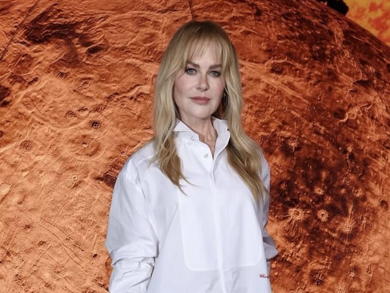 نيكول كيدمان تعود إلى عائلة شانيل: شراكة متجددة بين هوليوود والموضة الفرنسية