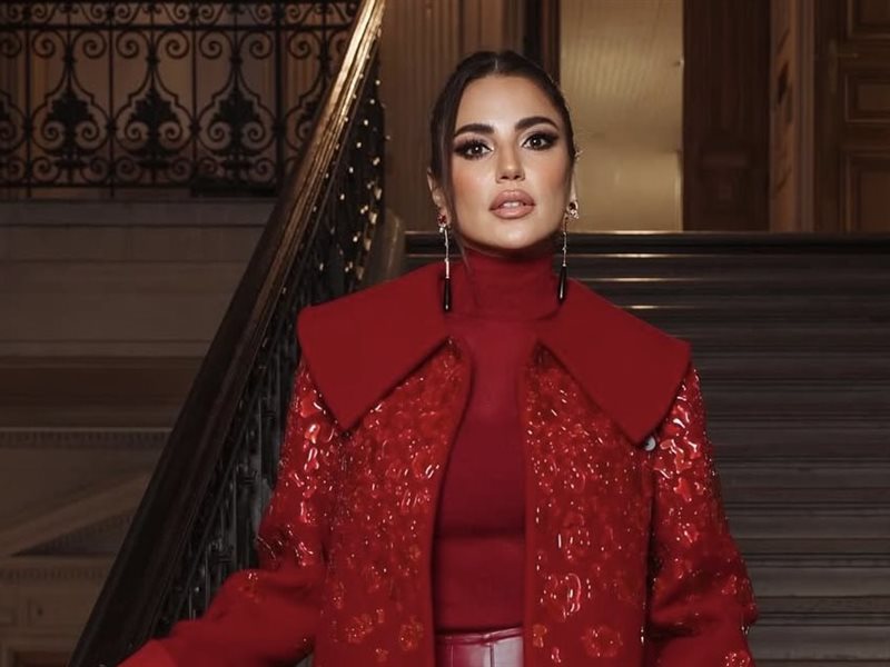 درة زروق تتألق في عرض جورج حبيقة لربيع وصيف 2026 ضمن أسبوع باريس للموضة