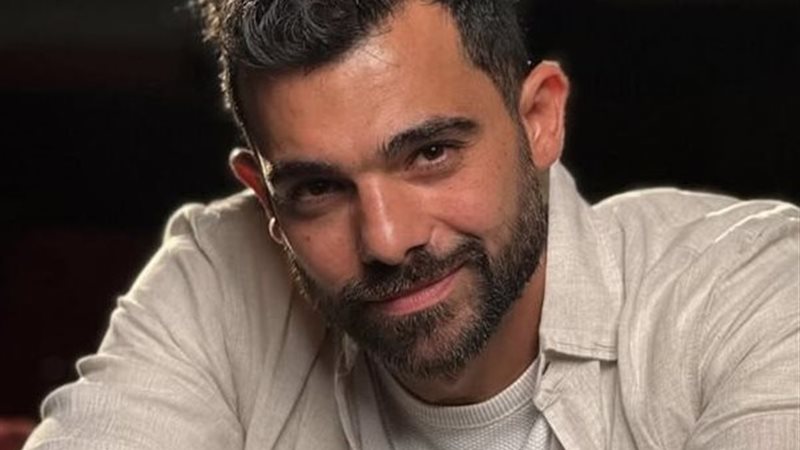 الفنان عمرو جمال