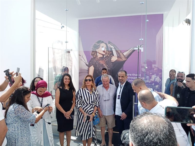 افتتاح معرض معرض 