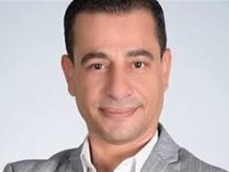 نقابة المهن التمثيلية تهنئ المخرج هشام عطوة بتوليه رئاسة قطاع المسرح