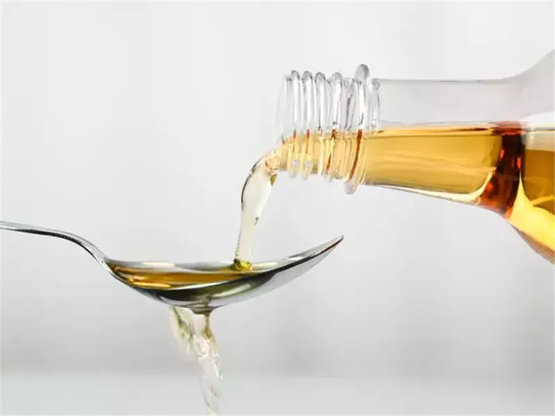 ملعقتان كبيرتان من خل التفاح يوميًا قد يساعدان في إنقاص الوزن