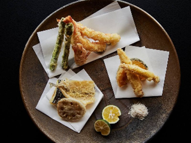 دليلك إلى أفضل تجارب الطعام في اليابان