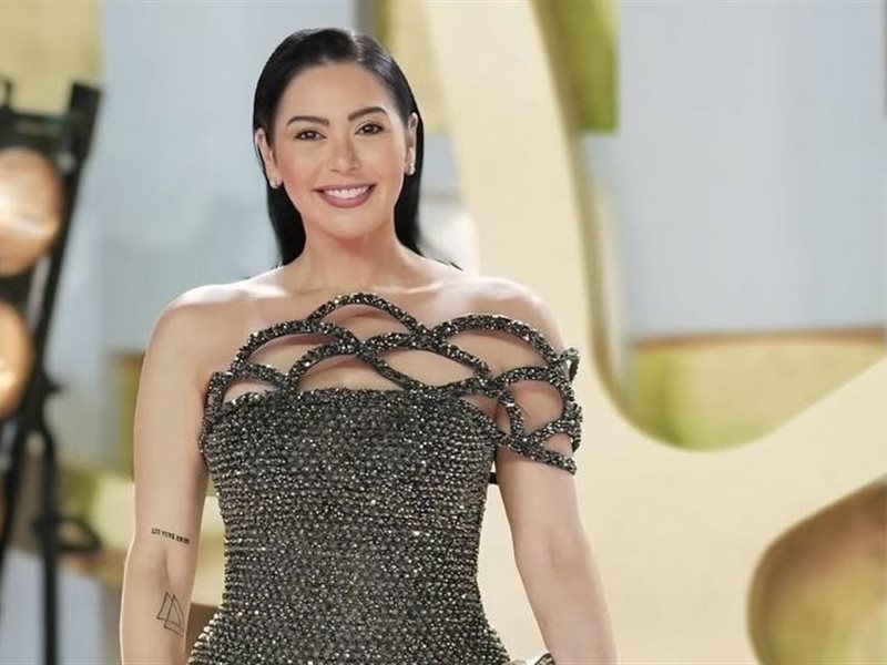 	لقاء الخميسي تخطف الأنظار بفستان فاخر من سماح مهران في ختام مهرجان الجونة