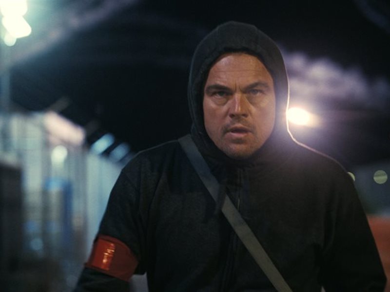 فيلم One Battle After Another ينافس على جوائز 