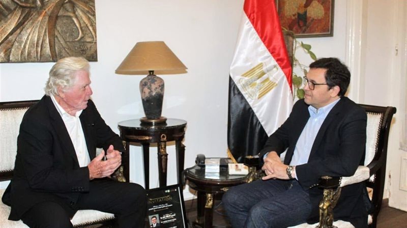 حسين والوزير 