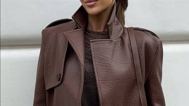 الجاكيت البني 