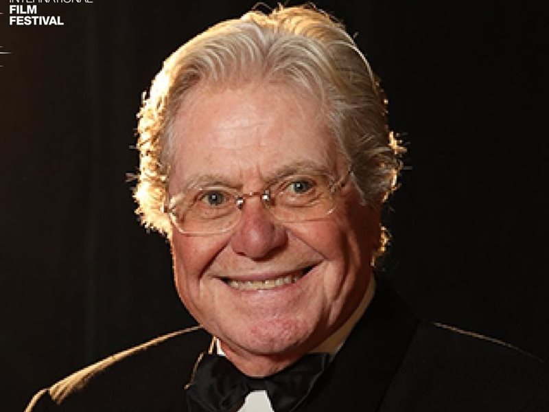 المهرجان الدولي للفيلم بمراكش يكرم جودي فوستر و حسين فهمي