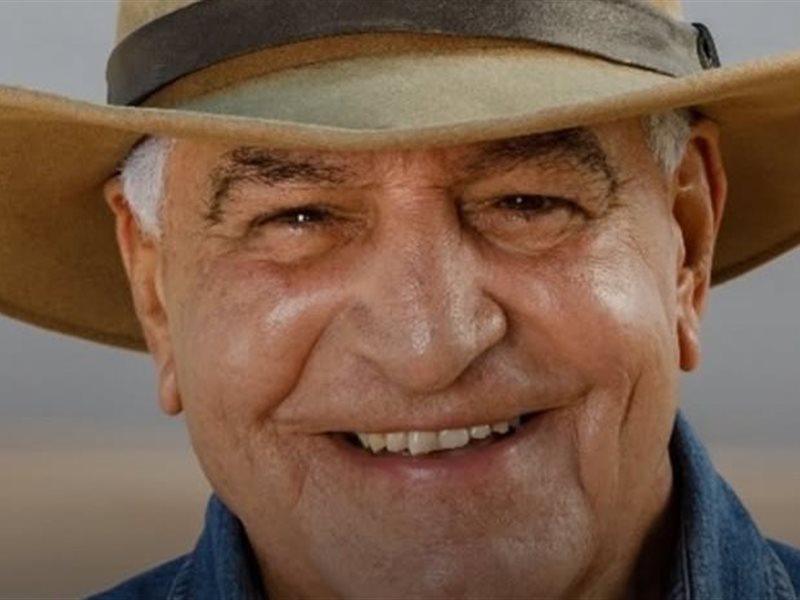 د. زاهي حواس يطلق كتاب 