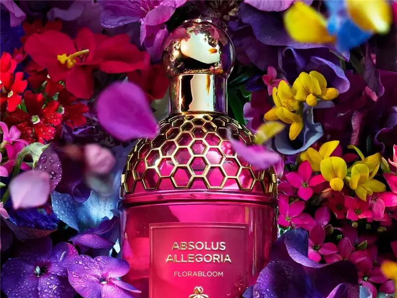 رحلة في عالم العطور.. إليكِ أحدث الإبداعات المناسبة لموسم الشتاء