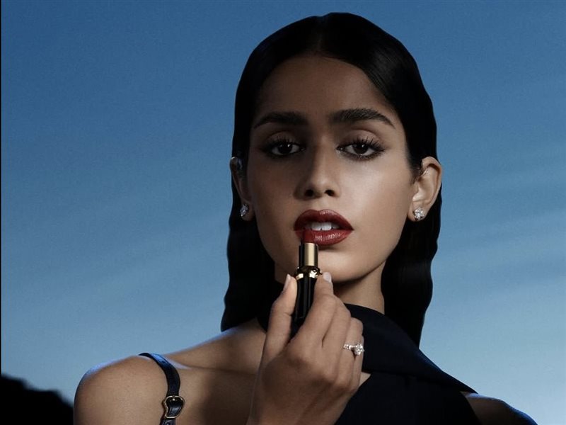 Louis Vuitton تحتفي ببداية العام الجديد بلمسة متوهجة مع إصدار LV Rouge