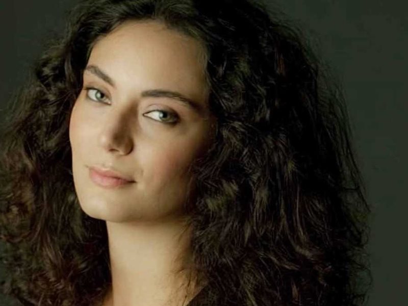 تعرف علي تفاصيل شخصية زينب كزلتان في مسلسل 