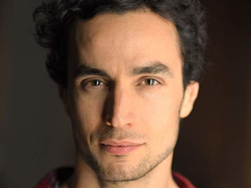 الفنان الفلسطيني آدم بكري في حوار 