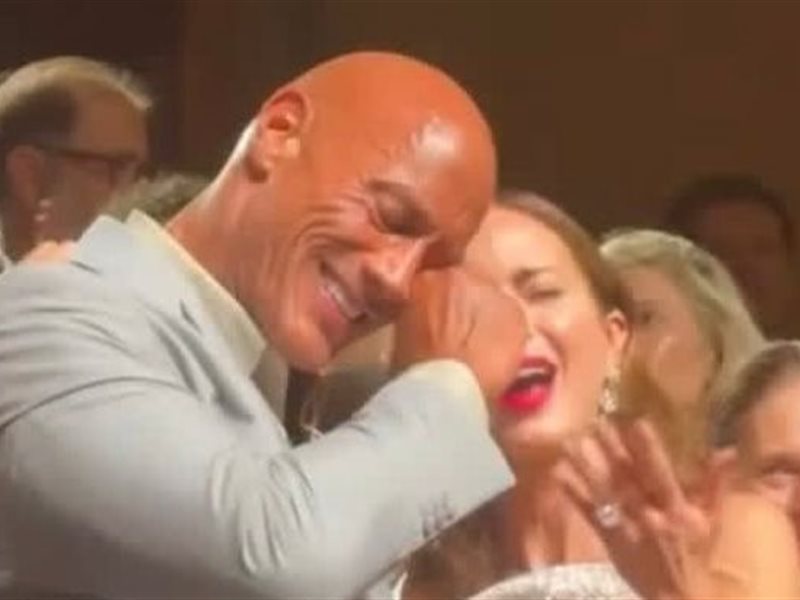 دواين جونسون يتحدث عن بكائه في مهرجان فينيسيا