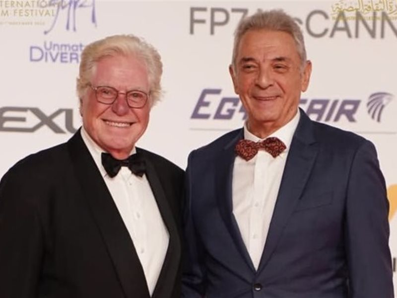 نجوم الفن على ريد كاربت فيلم