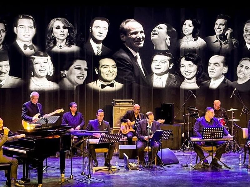 عمرو سليم يتألق بأجمل المقطوعات الموسيقية فى حفل موسيقى بأكتوبر