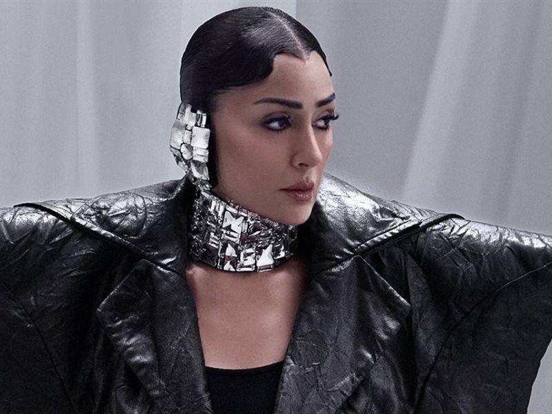 جلسة تصوير استثنائية: غادة عبد الرازق تجدد مفهوم الجرأة في عالم الموضة