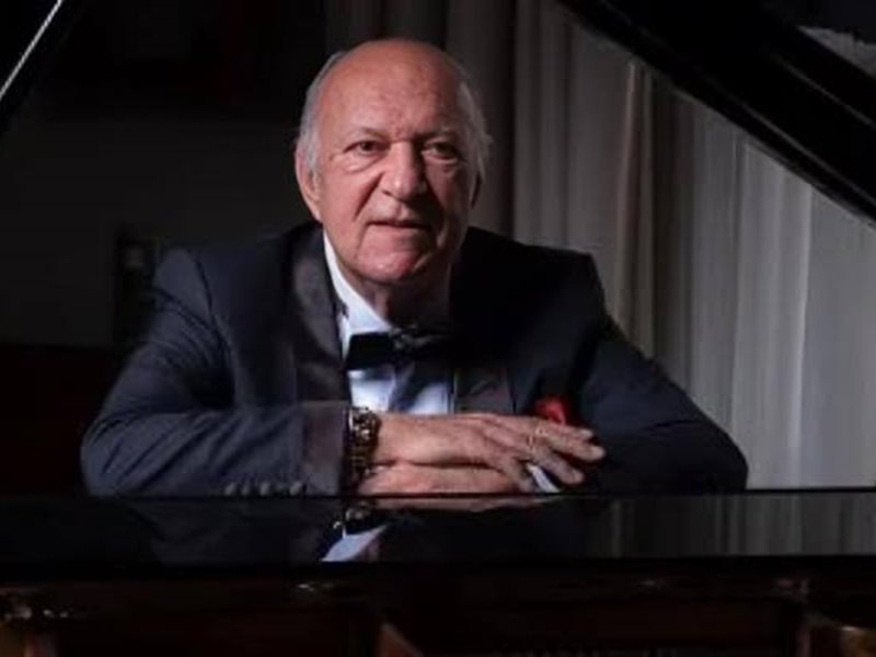 بعد أزمة صحية مفاجئة.. عمر خيرت يستعد للخروج من المستشفى خلال يومين