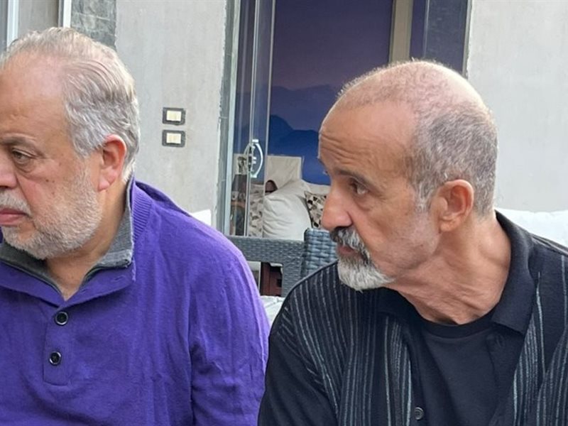 مجلس نقابة المهن التمثيلية يفاجئ الدكتور أشرف زكي في منزله ويدعوه للتراجع عن الاستقالة