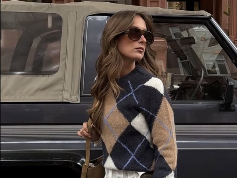 عودة نقشة argyle : كلاسيكية أنيقة تفرض حضورها في شتاء الموضة