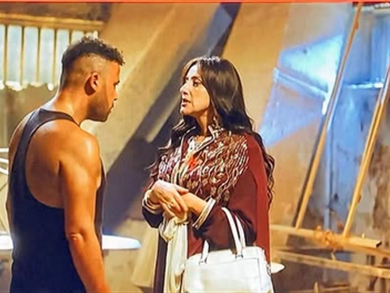 محمد إمام يكشف عن مشاركة حنان مطاوع بصورة من 