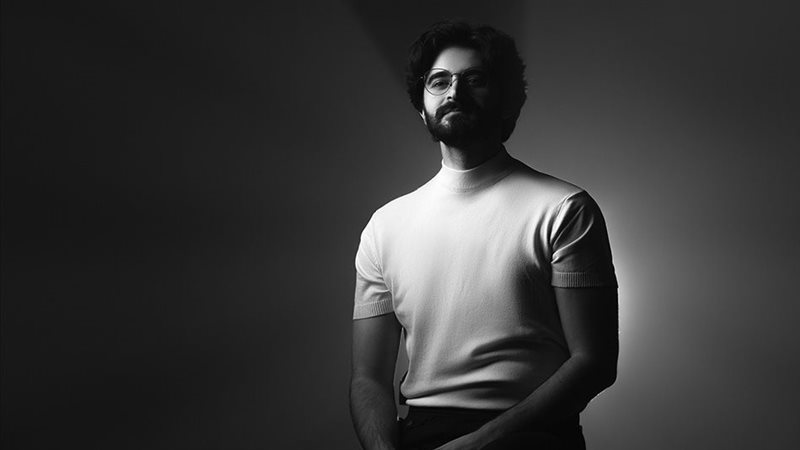 المطرب الأردني طارق