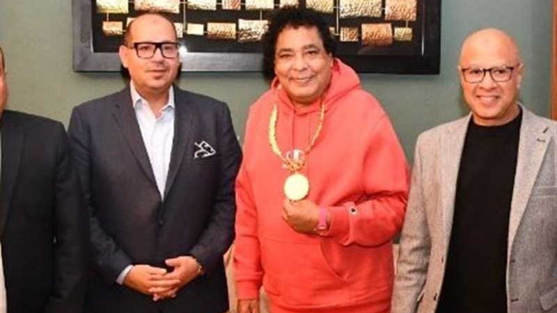 الكينج محمد منير