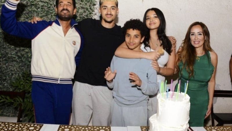 عمرو سعد رفقة زوجته