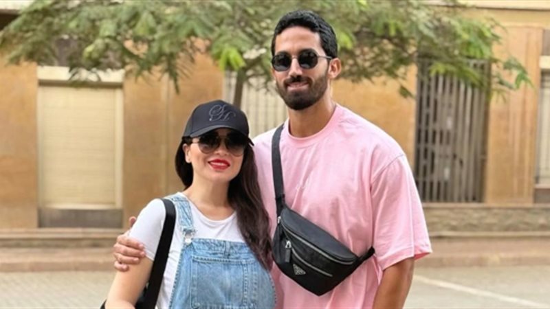 أحمد تيمور ومي عز