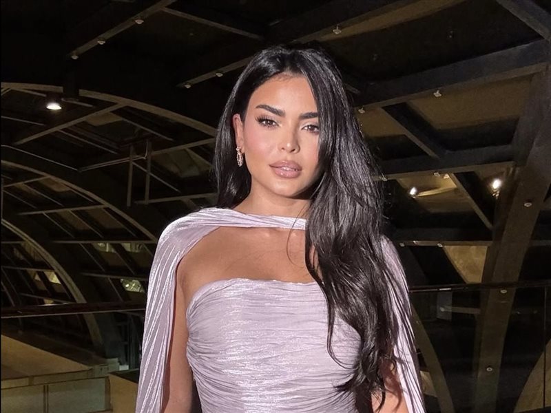 أسماء جلال تخطف الأنظار في احتفالية Women in Cinema بإطلالة لافندر راقية