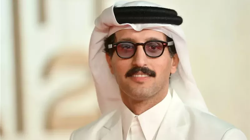 المخرج والكاتب علي