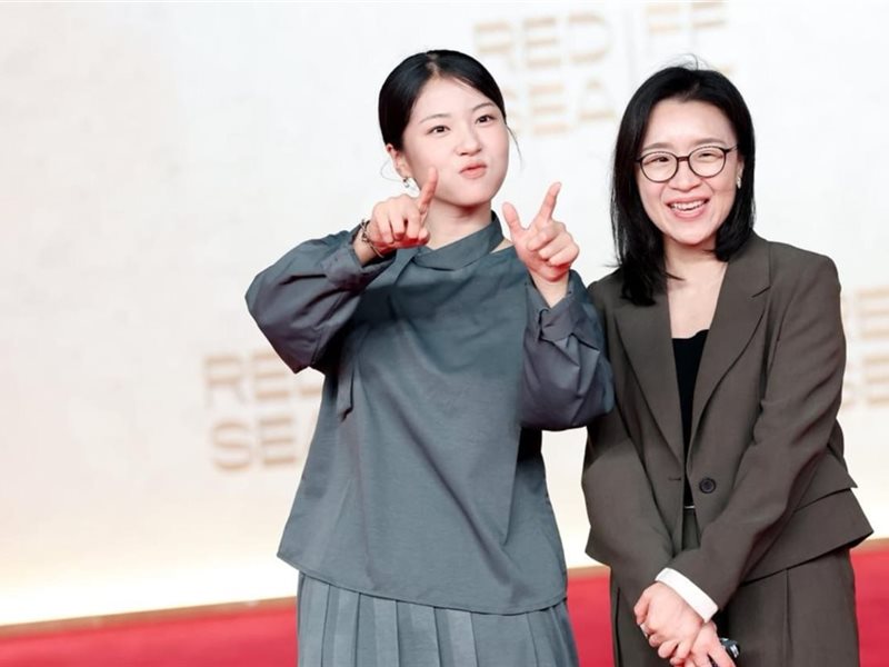 توافد النجوم علي ريد كاربت عرض فيلم 