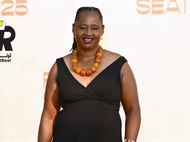 توافد النجوم علي السجادة الحمراء لعرض فيلم 