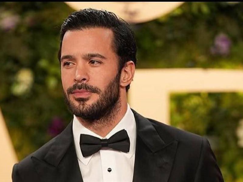 التركي باريش أردوتش يشارك ظافر العابدين تصوير إعلان