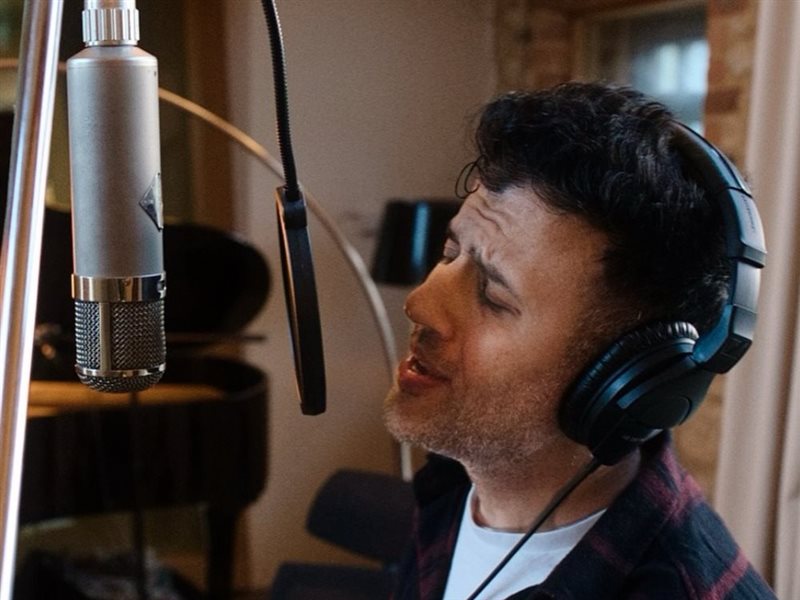 حمزة نمرة يطرح تفاصيل ألبومه الجديد 