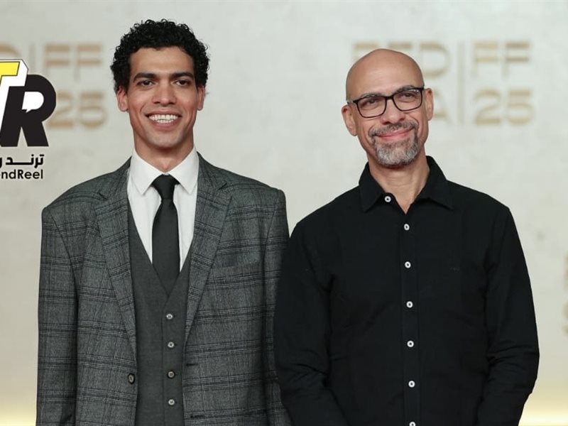 توافد النجوم علي السجادة الحمراء لعرض فيلم