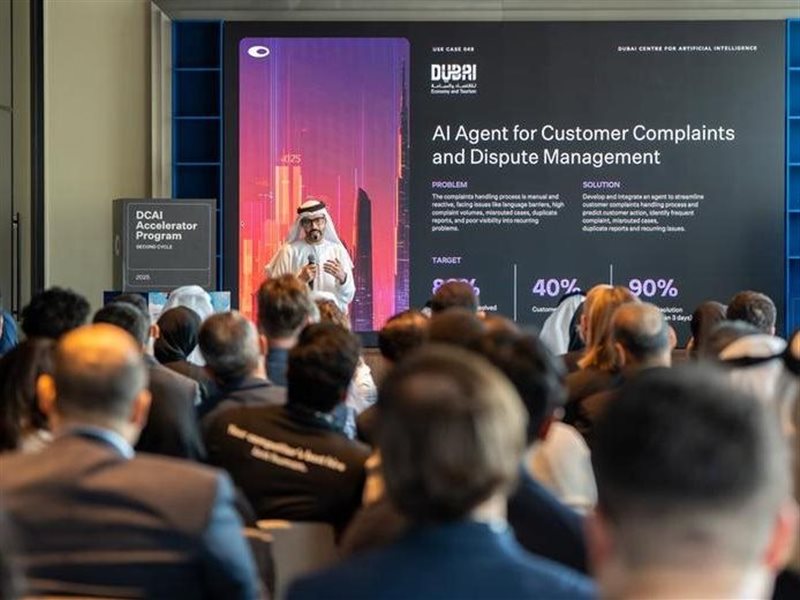 اختتام برنامج مسرعات الذكاء الاصطناعي بدبي بمشاريع رائدة