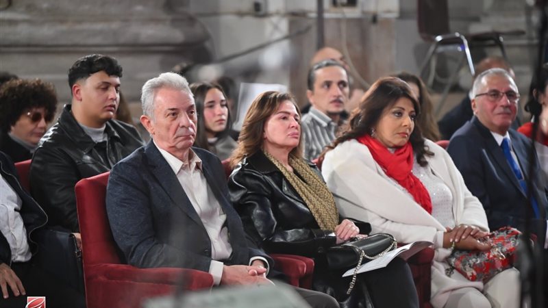 إلهام شاهين وهالة