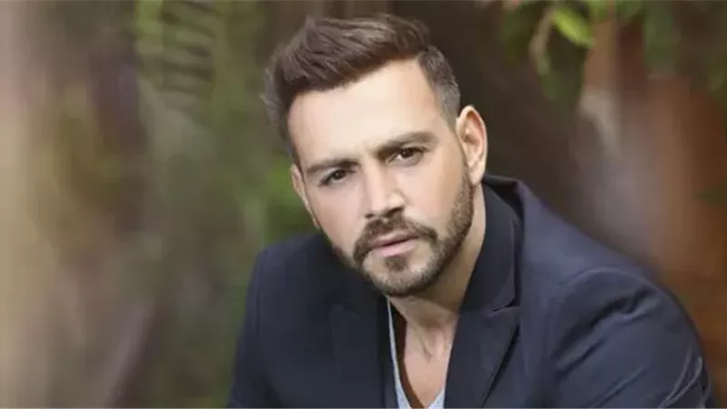 الفنان ايوان 