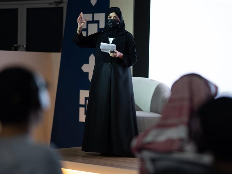 في معرض جدة للكتاب ندوة حول دور الفلسفة والمنطق في فهم العالم