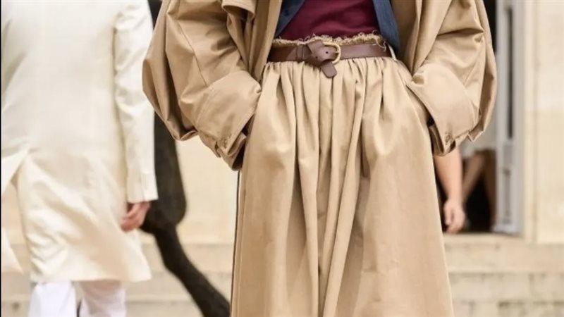 التنورة الكاميل