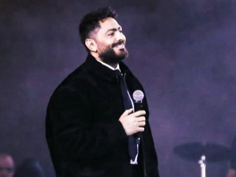 قبل انطلاقه بـ 4 أيام.. حفل تامر حسني على مسرح 