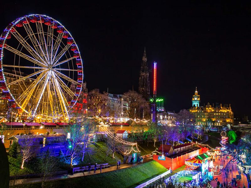 أفضل أسواق الكريسماس في المملكة المتحدة